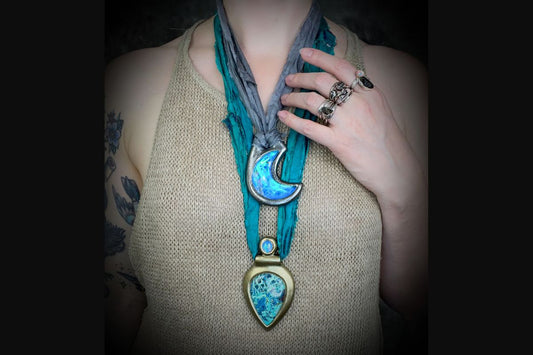 Madonna’s 79-Carat "Looking Glass" Aquamarine Necklace Stole the Show—But You Can Get a Bold Look Without the $32K Price Tag