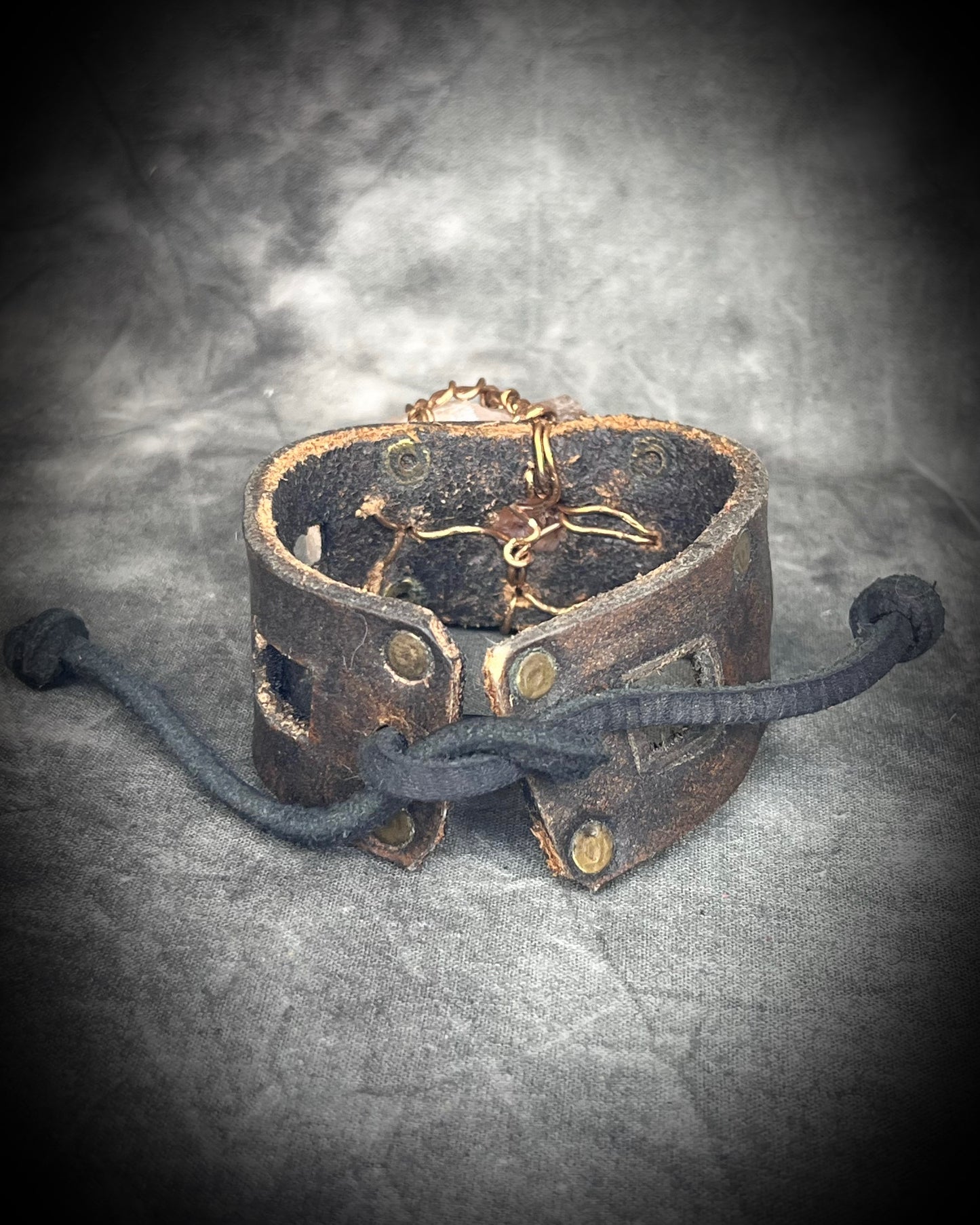 Artisanal leather and quartz crystal cluster  handmade cuff bracelet. Unisex crystal leather jewelry gift for him or her. 