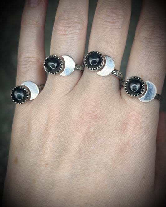 Black star diopside sterling silver moon ring with moon detail and adjustable band, celestial gemstone jewelry with natural star effect. 