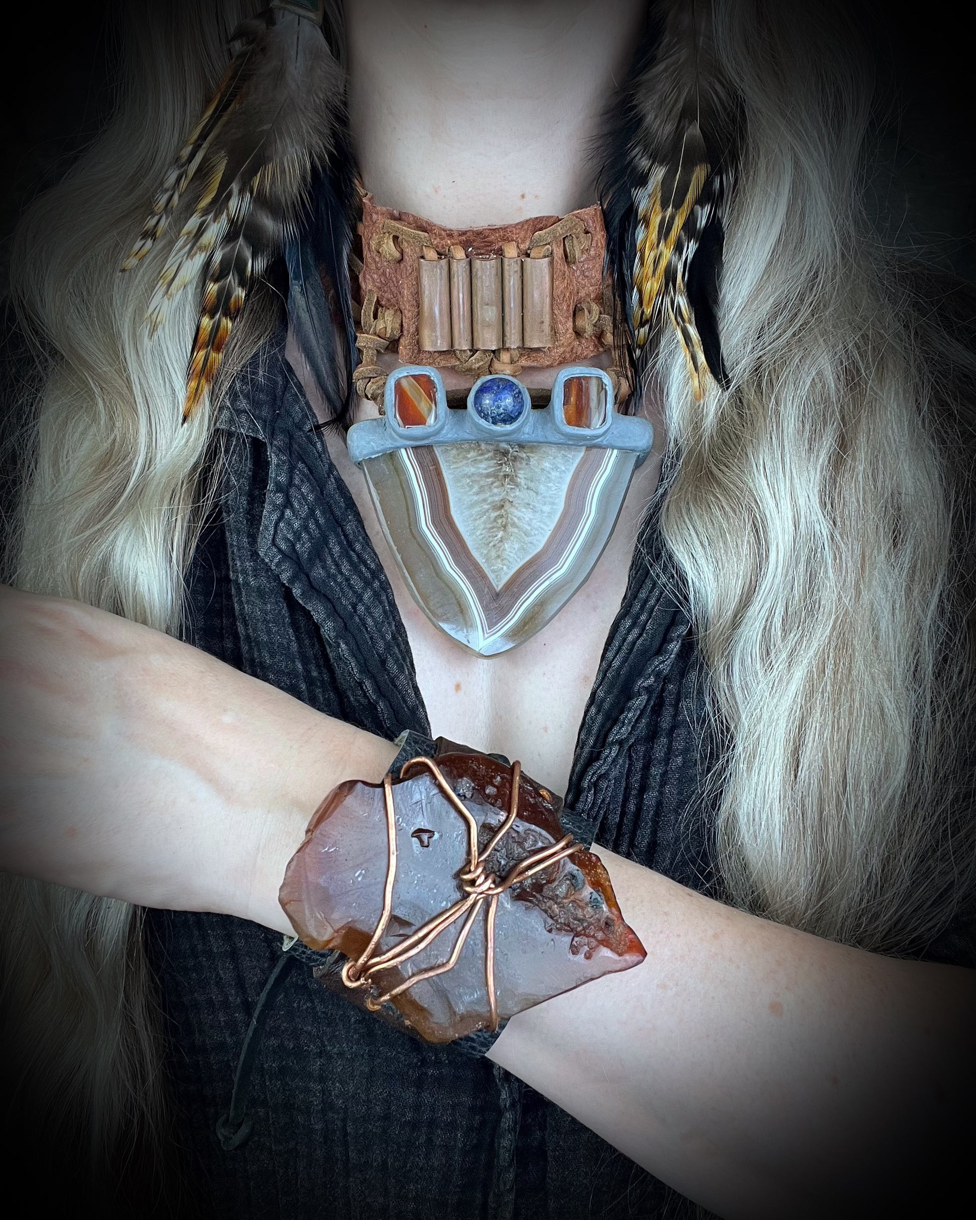 Elevate your look with this natural, multistone Agate and Lapis leather choker. A handcrafted, artisanal piece designed for style and spiritual energy—perfect for the holidays.