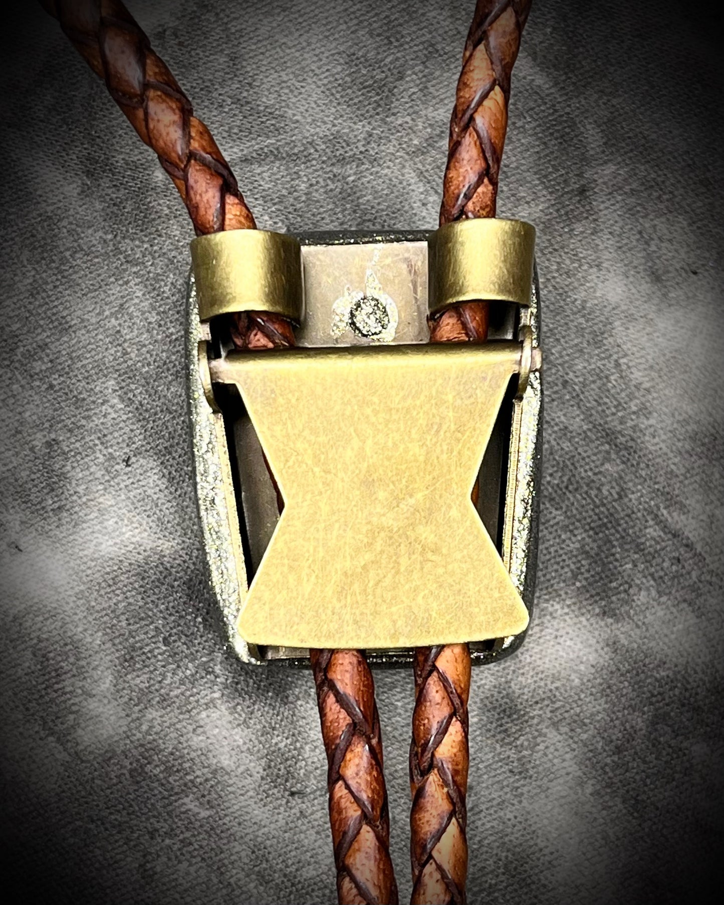 Pyrite and dioptase mosaic crystal bolo tie on brown leather – unique handmade gemstone bolo necklace, artisan gemstone bolo tie jewelry, mystical men’s bolo for bold style.