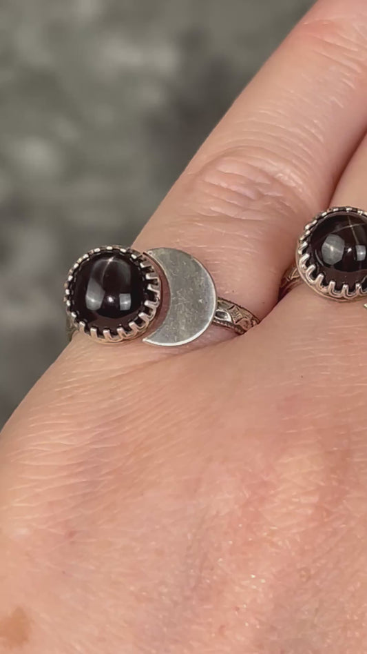 Black star diopside sterling silver moon ring with moon detail and adjustable band, celestial gemstone jewelry with natural star effect. Video