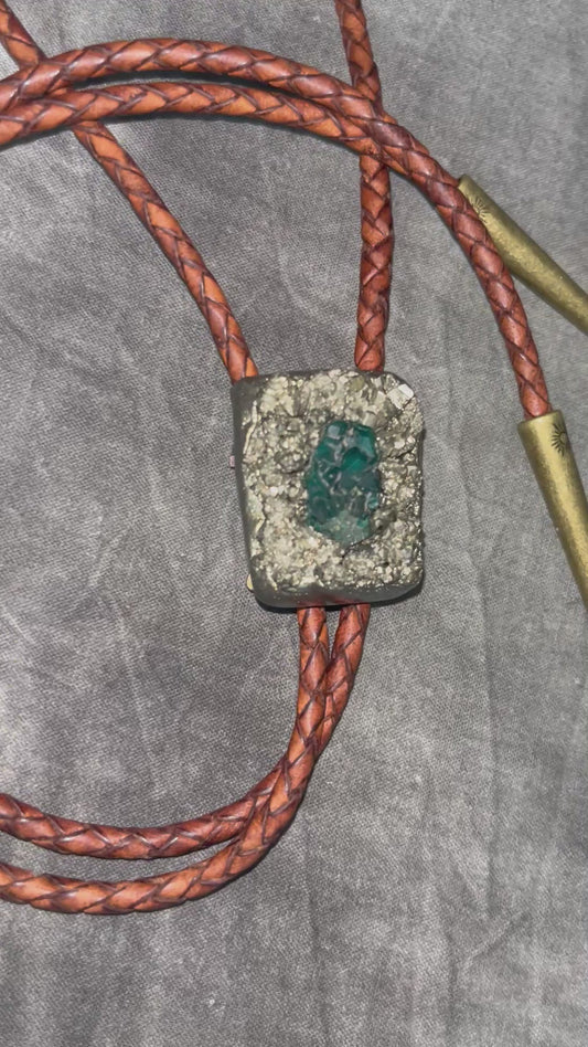Pyrite and Dioptase Chunky Crystal Bolo Tie, Men’s Crystal Jewelry 2025, Unique Handmade Bolo Tie